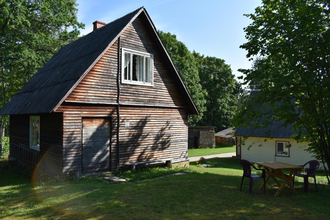 Joeniidu Holiday House Trolla Екстериор снимка